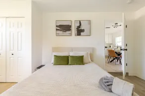 Entire Home in Clearwater - Image 4