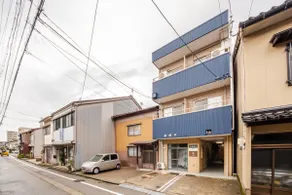 ⑥ Kanazawa Hachiyuki Kasaichi, Kasa City, can accommodate up to 13 people. 3-story building, private rental. Recommended for families and groups - Image 2