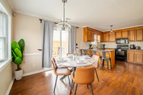 Modern Townhouse near Greenville and ECU - Image 2