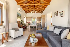 Seistron Villa | Piano & Views Close to Knossos - Image 5