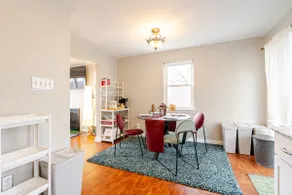 Charming Cozy House Near DC & Airport Free Parking - Image 3