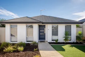 Baldivis Home Close to IGA, CAFE, Restaurants, 15 mins to beach - Image 2