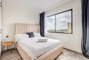 Cozy1BR with gym&pool in SIAYA PARK Kileleshwa - Image 4