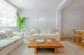 Elegant 3 Rooms, 3 terrace Apt - Ideal Location - Image 4