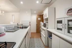Newly built 141 ㎡ 3-floor detached house for rent + rooftop private roof terrace + spacious 5 bedroom house with parking (up to 14 people) - Image 5