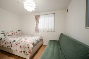 Newly built 141 ㎡ 3-floor detached house for rent + rooftop private roof terrace + spacious 5 bedroom house with parking (up to 14 people) - Image 3
