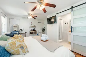 NEW! Sunny Studio By Water - Image 5