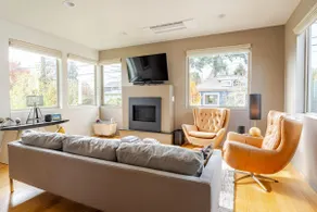 Judkins Modern Manor - Image 2