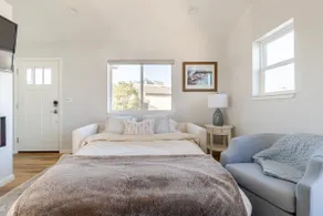 Natural Bridges Beachside Retreat w/ Views - Image 4
