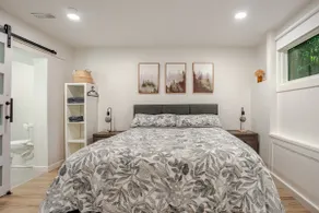 1 Private Suite in Lynn Valley - North Vancouver - Image 5