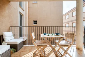 Apartment with Pool_Just a stone's throw from the sea - Image 5
