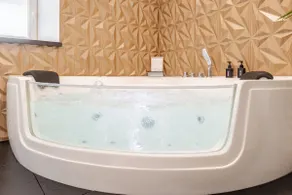 LoveRoom with private spa - Image 5