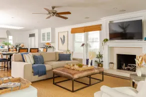 Beachside Retreat | Perfect Location| Free Parking - Image 3
