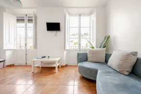 6th Floor, Centrally Located, 2 Bedrooms - Image 2