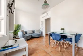 6th Floor, Centrally Located, 2 Bedrooms - Image 4