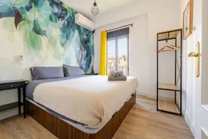 7 Penthouse with Terrace, Centrally Located, 2 Bedrooms - Image 3
