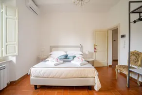 6 guests, air conditioning, parking, near the center - Image 3