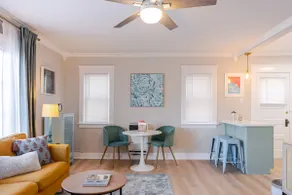 The Broadway Bungalow - Image 3