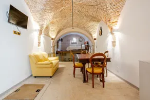 *(Art Of Living)* - Elegant house in the historic center - Image 5