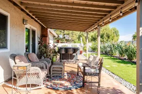 Golden Sunset View Retreat : 3 BR Haven - Image 5