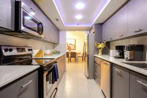 Ocean Front Oasis w/KingBed+Private Patio+PK+WiFi - Image 5