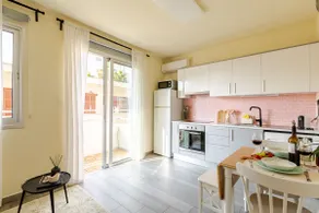 Top location | 300m from the beach - Image 2