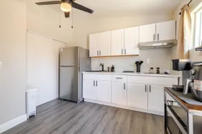 Private Casita | King Bed | Fully Gated | Parking - Image 4