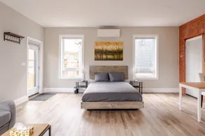 Single Bachelor unit en-suite Across from Google - Image 2
