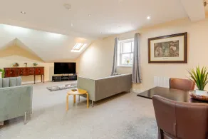Cosy Modern Flat, Cockermouth, Sleeps 4 - Image 2