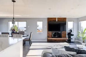 A Home Away from Home! - Image 5