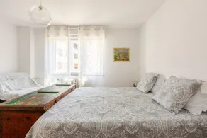 Spacious 2-room apartment in the center of Strasbourg - Image 4