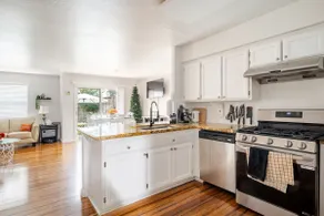 Cozy Home With A Hint Of Modern. - Image 4