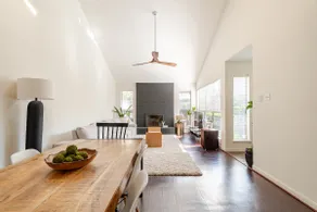 A Modern & Cozy Townhome with good vibes - Image 2