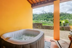 Il Pozzo · Cliffs & Villages · Jacuzzi · Tuscany - Image 3