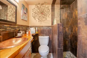 Hideaway in Lyons. Private garden level apartment - Image 4