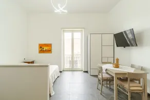 Bright Studio with Balcony Sea View in Ercolano - Image 2