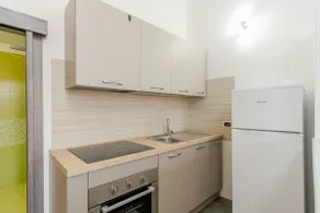Bright Studio with Balcony Sea View in Ercolano - Image 4
