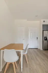 1BR/1B Spacious Private Full Apt. Gym&Pool-109 - Image 2