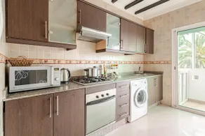 Apartment with sea view - Image 3