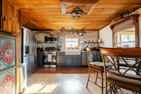 Cozy Cabin in the Woods - Image 4