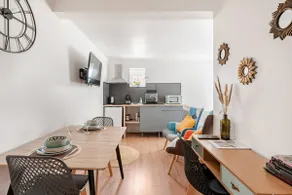Luxury studio downtown near the station - Image 3