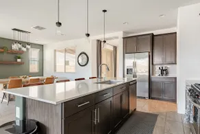 Luxurious Arizona Retreat - Image 3