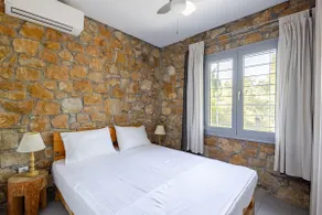 The Ideal Secluded Retreat - Image 4