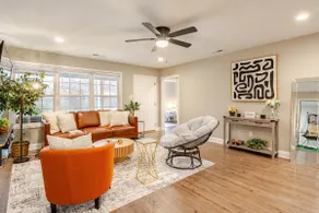 Knoxville Family Getaway Close to UTenn - Image 2