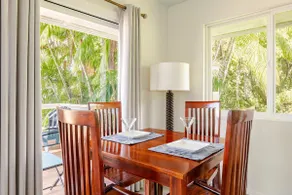 Oceanfront Treehouse at Hakalau with Kitchen - Image 5