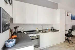 Lungomare -Elegant Apartment on the Seafront - Image 5
