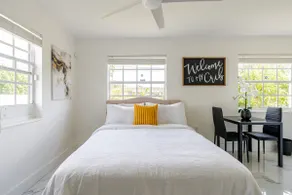 Quaint and Beautiful Guesthouse - Image 2