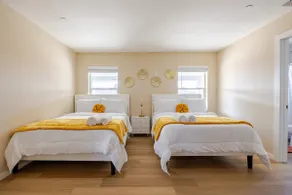 Luxurious and comfortable house in Corning - Image 2