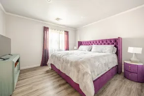 3BR Urban Retreat-With Charm - Image 3