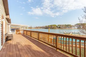 Waterfront Escape with Pool Nature Lover Paradise - Image 5